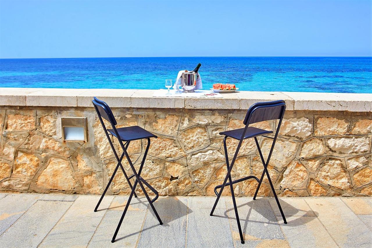 Be Mediterraneo, In Centro Sul Mare - In The Center Beach Front - 80 Mq Трапани Экстерьер фото